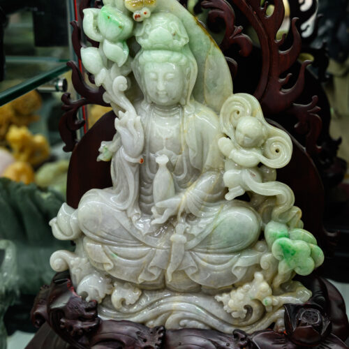 Quan Âm Tống Tử (Jade A)